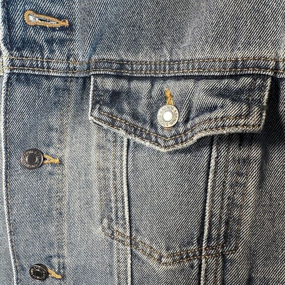 MARVEL®  |  DENIM & DENIM  |  TRUCKER JACKET  |  LARGE LOGO  |  6-POCKETS  | - Picture 8 of 16